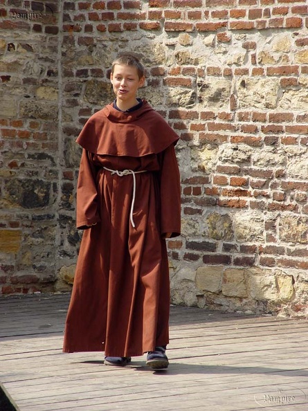 2003_Slunovrat_na_Vysehrade_03.jpg