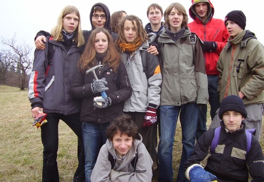 hromadna fotka dve strred turo Sads