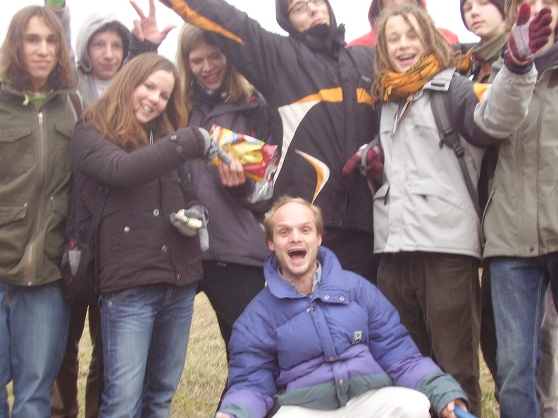 hromadna_fotka_stredni_turon_skola_smichu_podle_prim_KNespora_aneb_postmoderni_foto.JPG