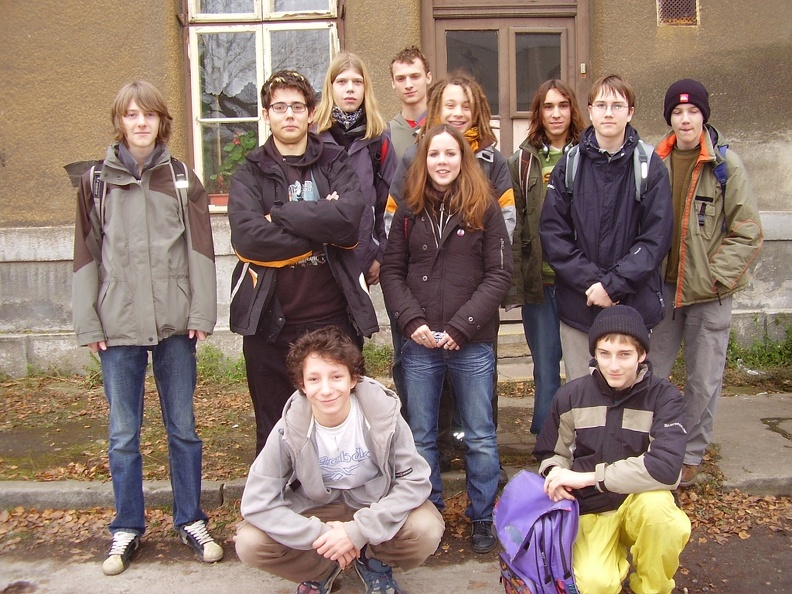 nadrazni_hromadna_fotka_jedna.JPG