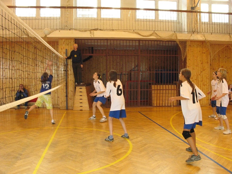 2008-03-10_OGB_volejbal_holky_42.jpg