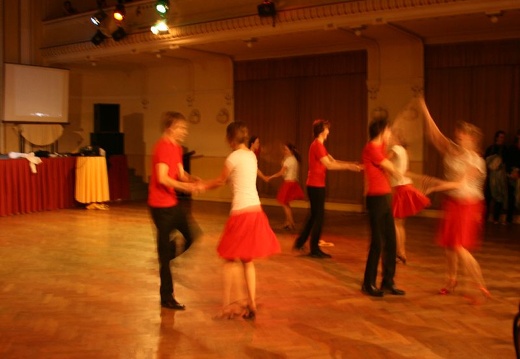 2008 03 11 Maturitni ples 013