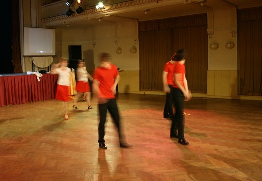 2008 03 11 Maturitni ples 014