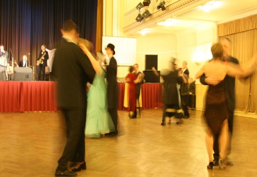 2008 03 11 Maturitni ples 023