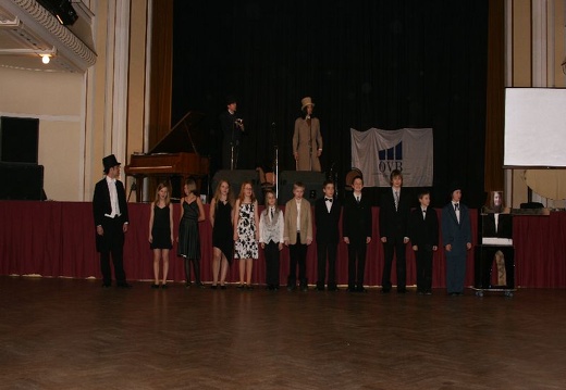 2008 03 11 Maturitni ples 024