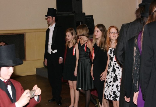 2008 03 11 Maturitni ples 038
