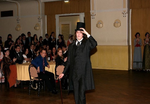 2008 03 11 Maturitni ples 098