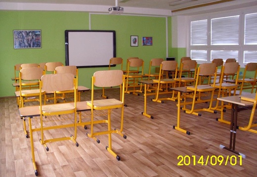 2014-09-27 Obnova interiéru a exteriéru školy